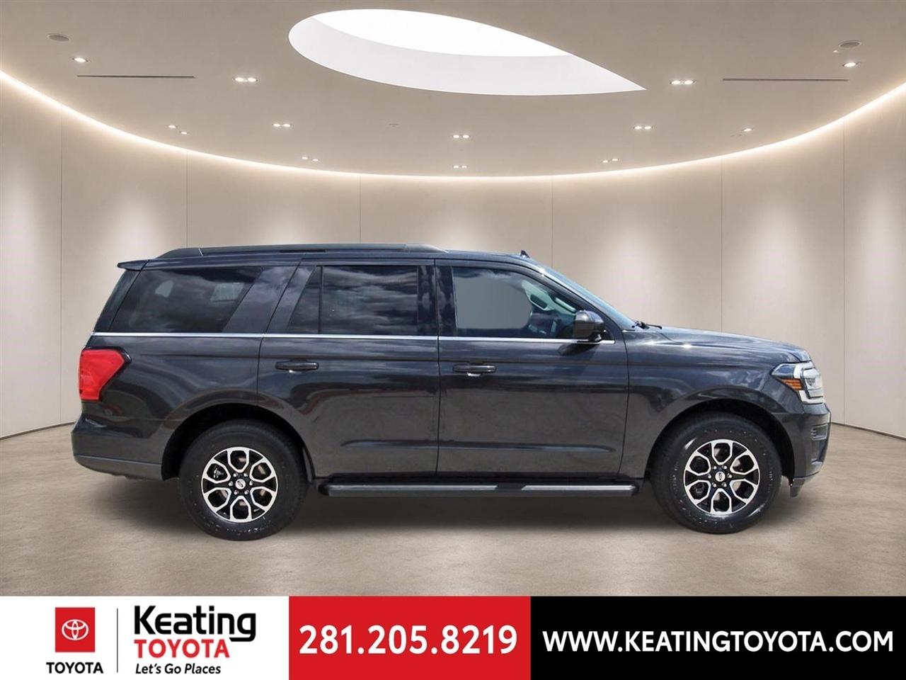 Ford Expedition XLT 2022