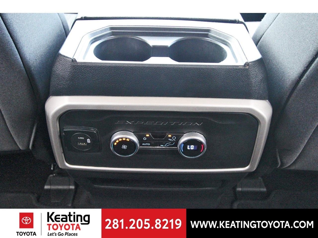 Ford Expedition XLT 2022