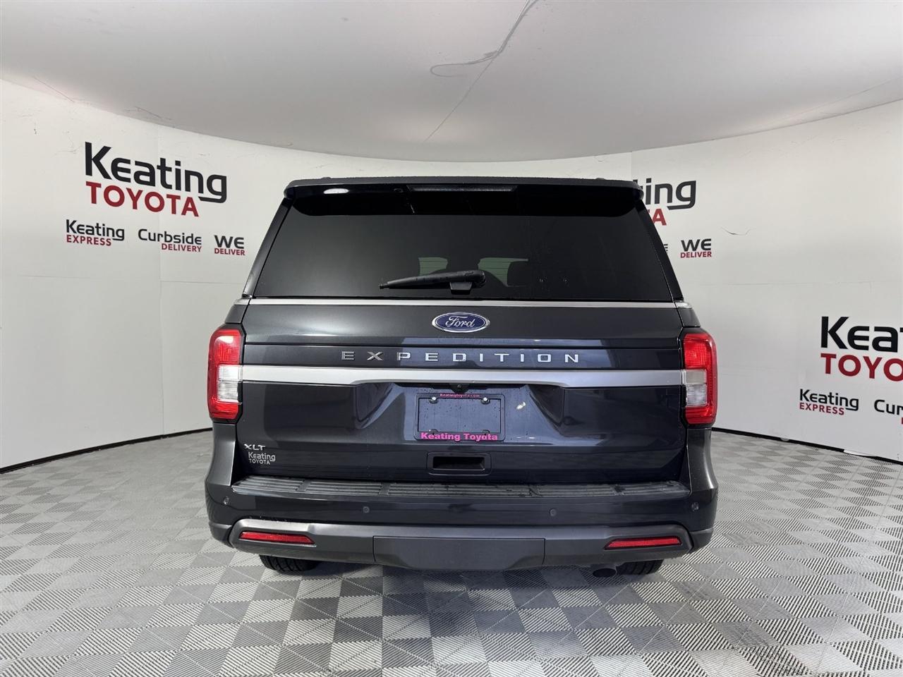 Ford Expedition XLT 2022