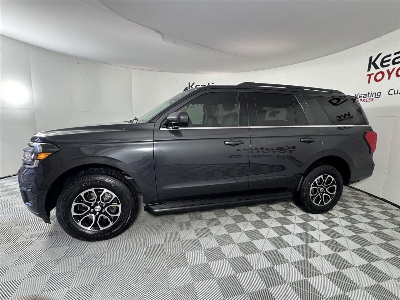 Ford Expedition XLT 2022