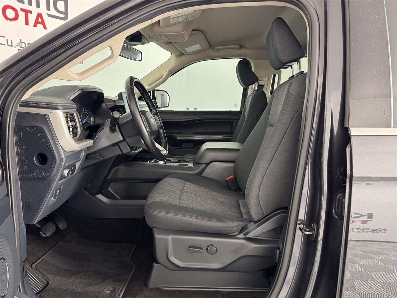 Ford Expedition XLT 2022