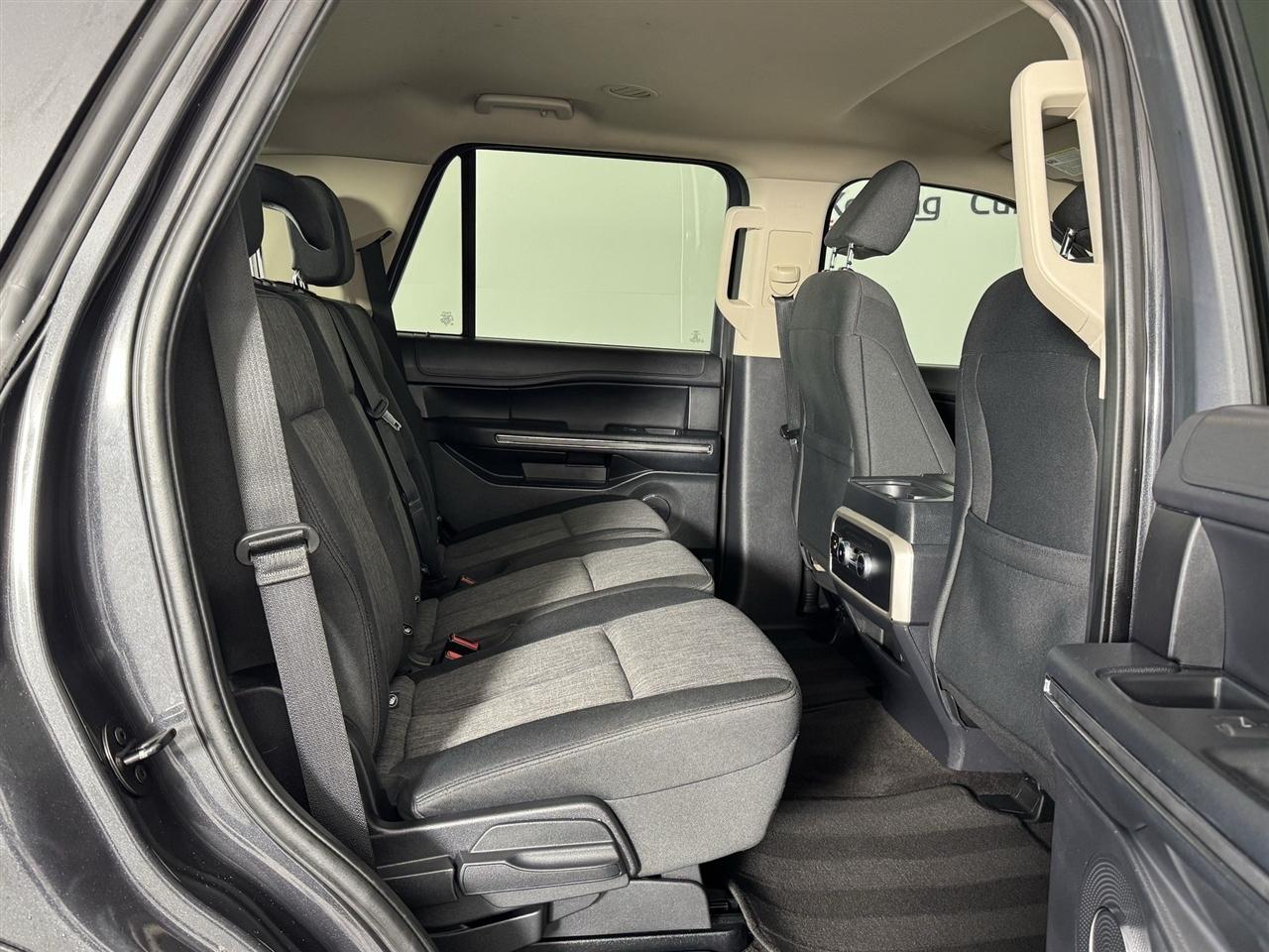 Ford Expedition XLT 2022