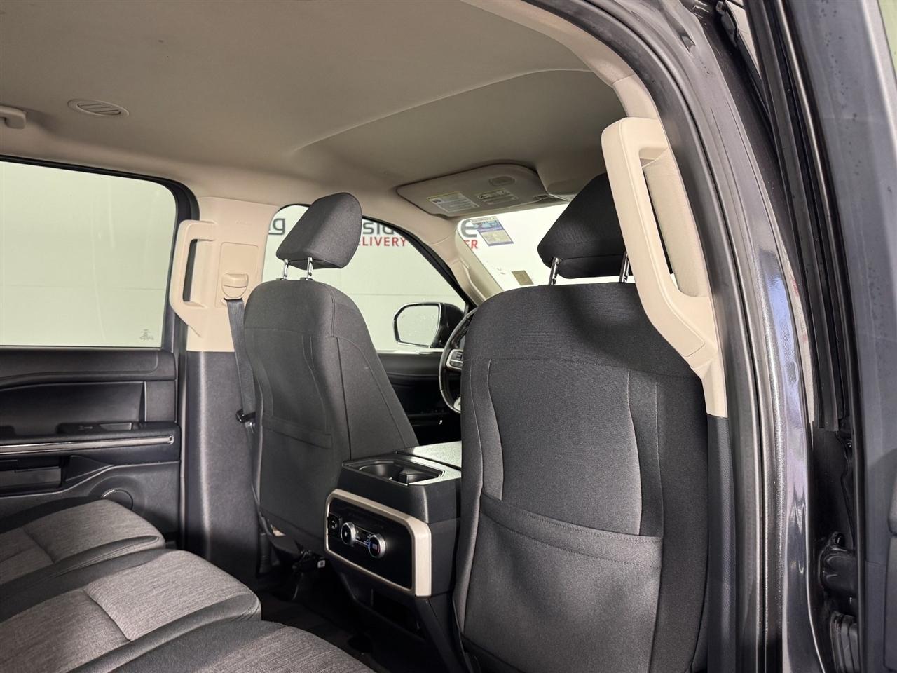 Ford Expedition XLT 2022