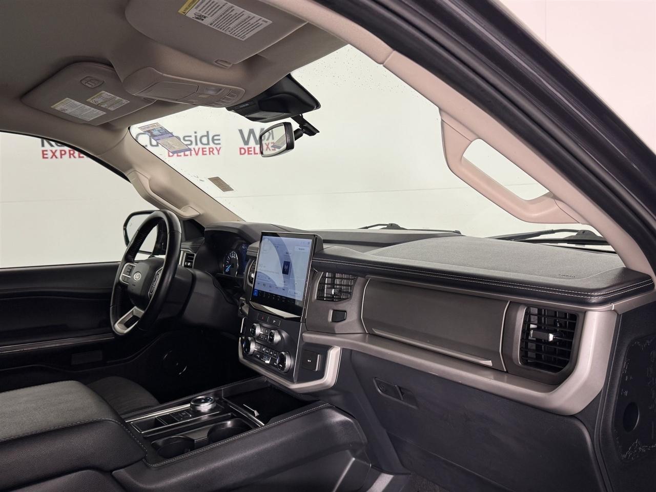 Ford Expedition XLT 2022