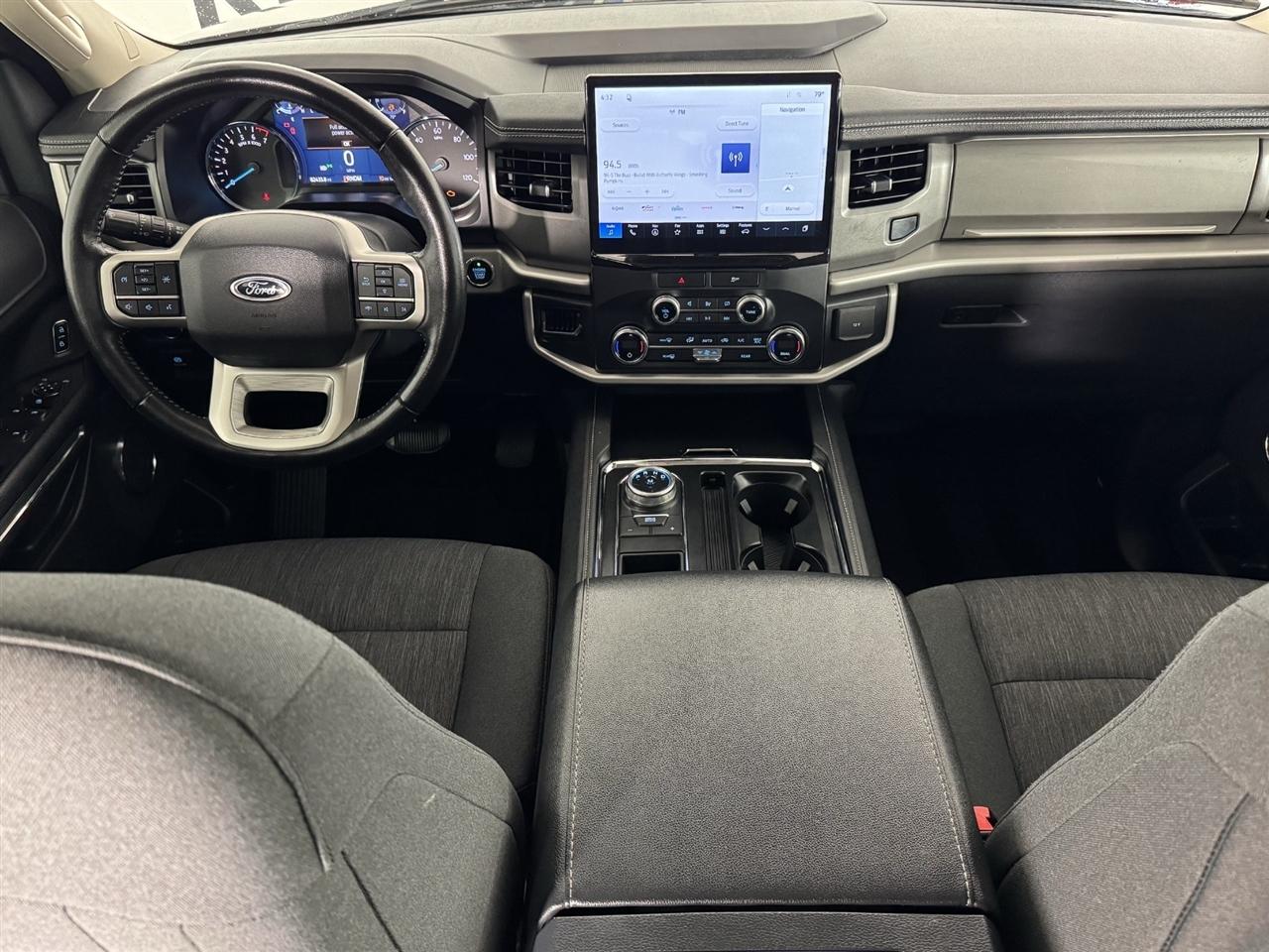 Ford Expedition XLT 2022