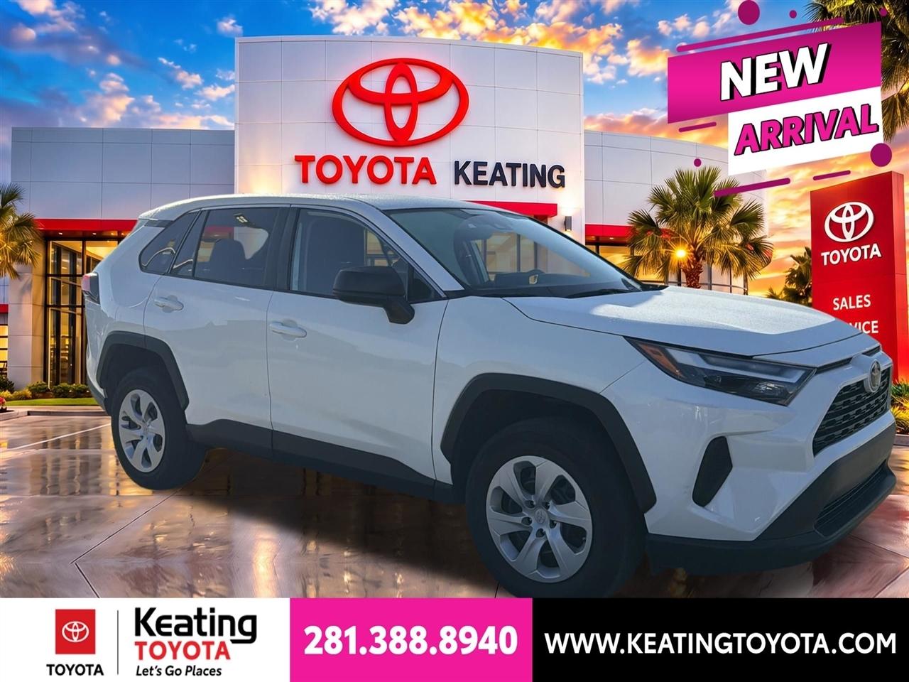 Toyota RAV4 LE 2025