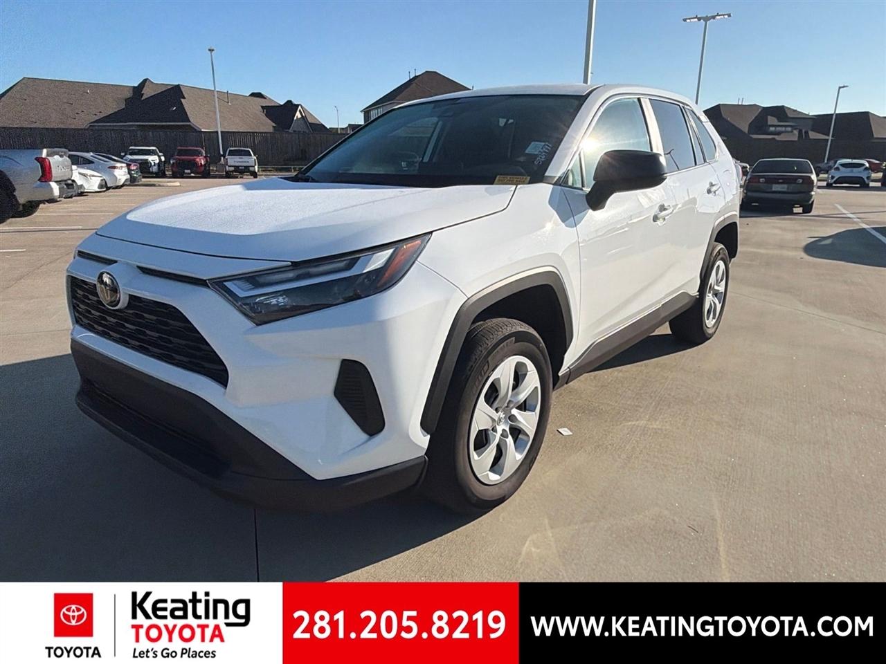 Toyota RAV4 LE 2025
