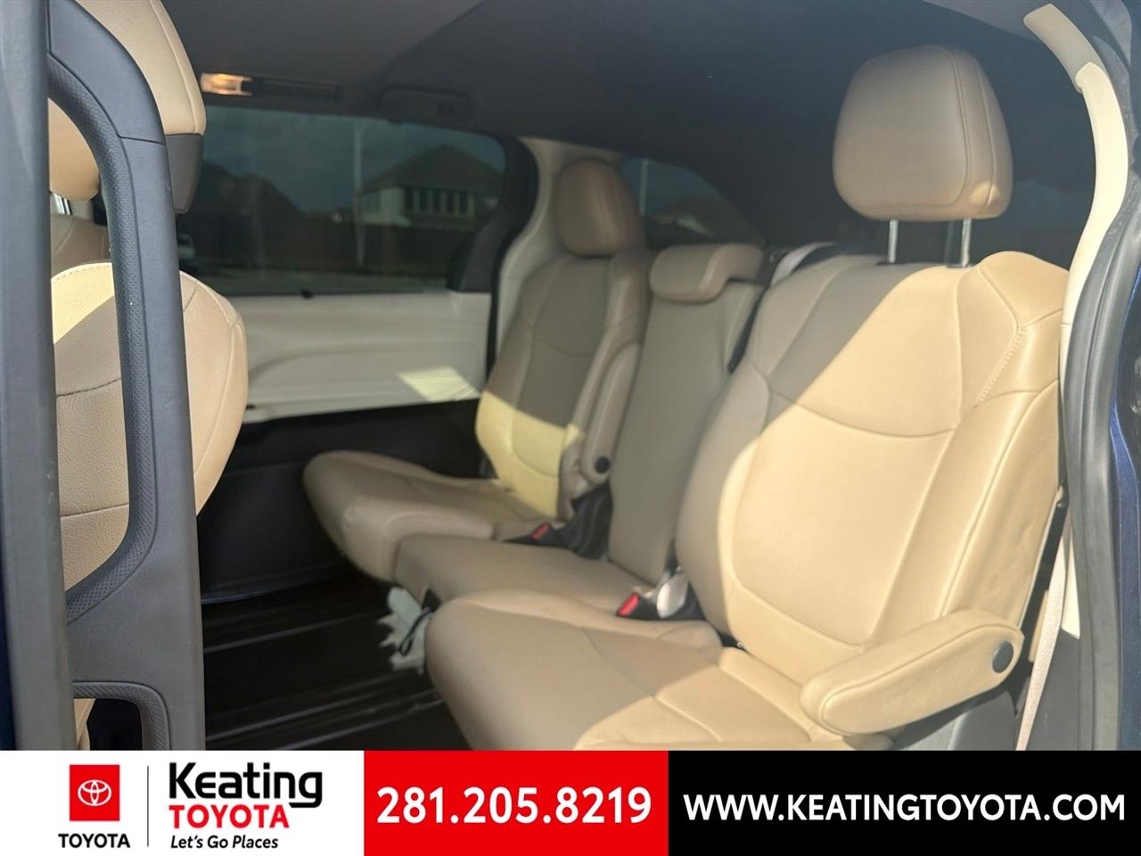 Toyota Sienna XLE 7-Passenger 2024