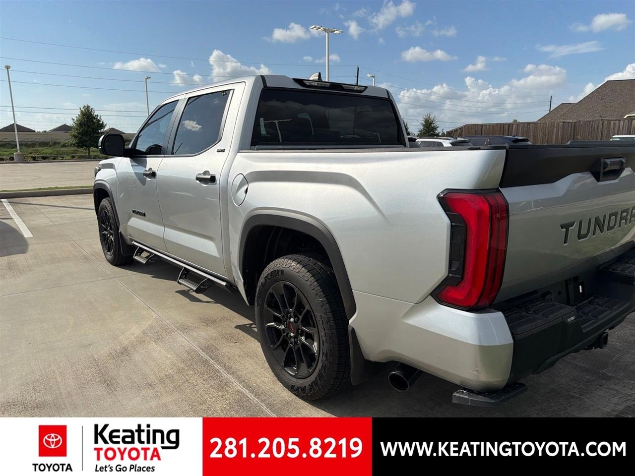 Toyota Tundra SR5 CrewMax 2WD 2025