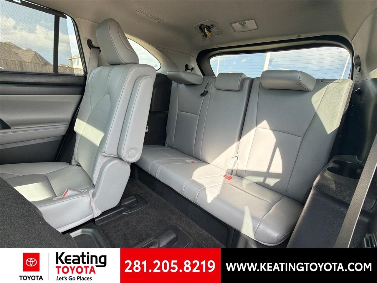 Toyota Highlander Limited AWD 2026