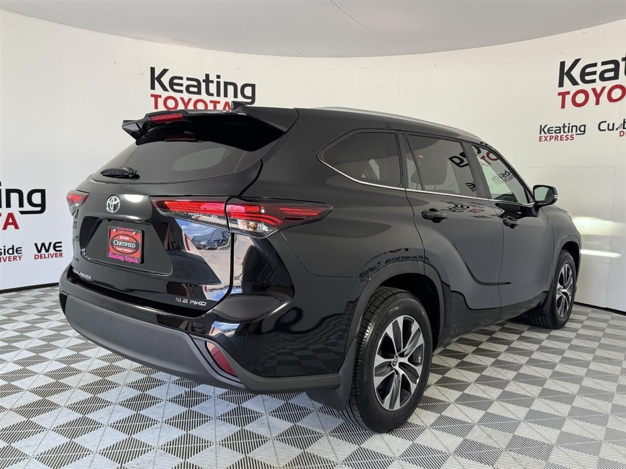 Toyota Highlander Limited AWD 2026