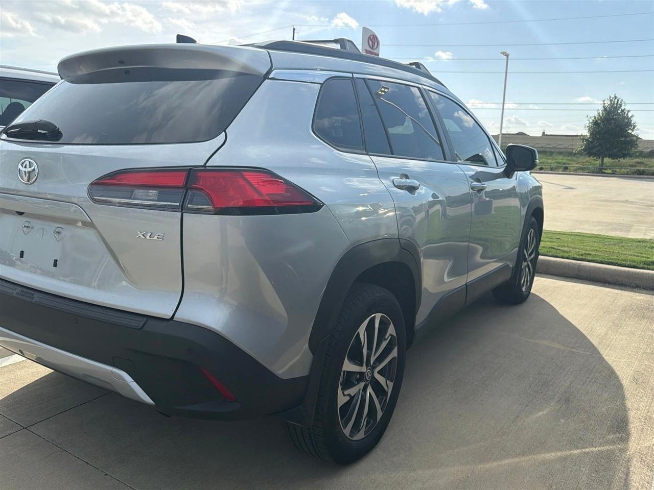 Toyota Corolla Cross XLE 2025