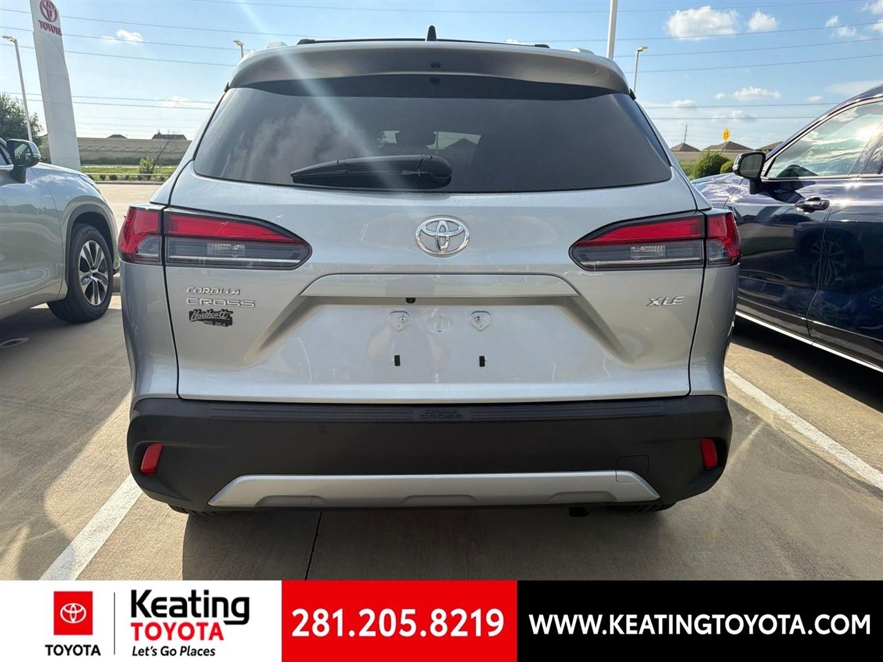 Toyota Corolla Cross XLE 2025