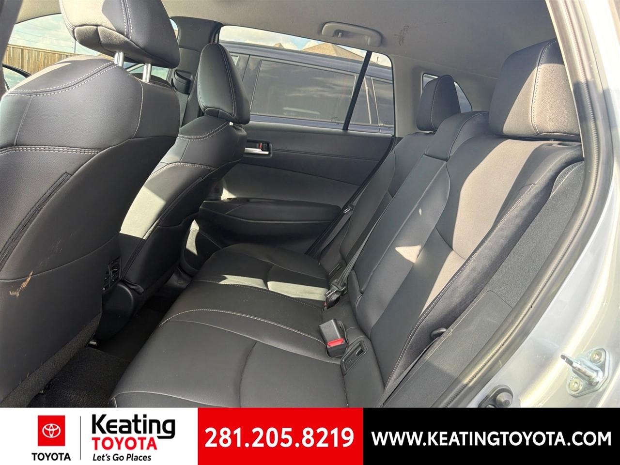 Toyota Corolla Cross XLE 2025