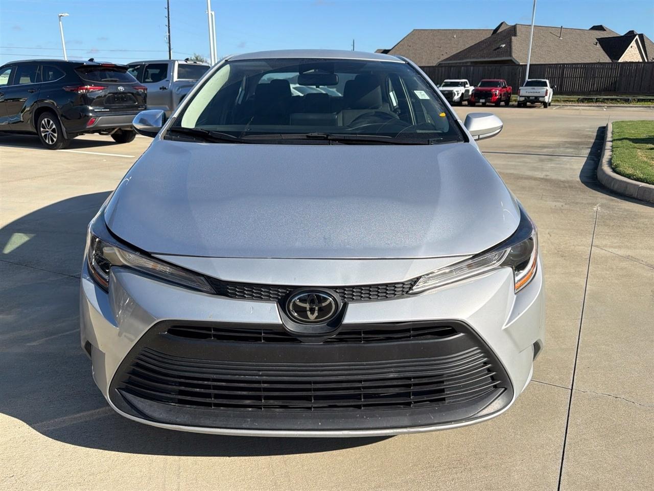Toyota Corolla LE 2024