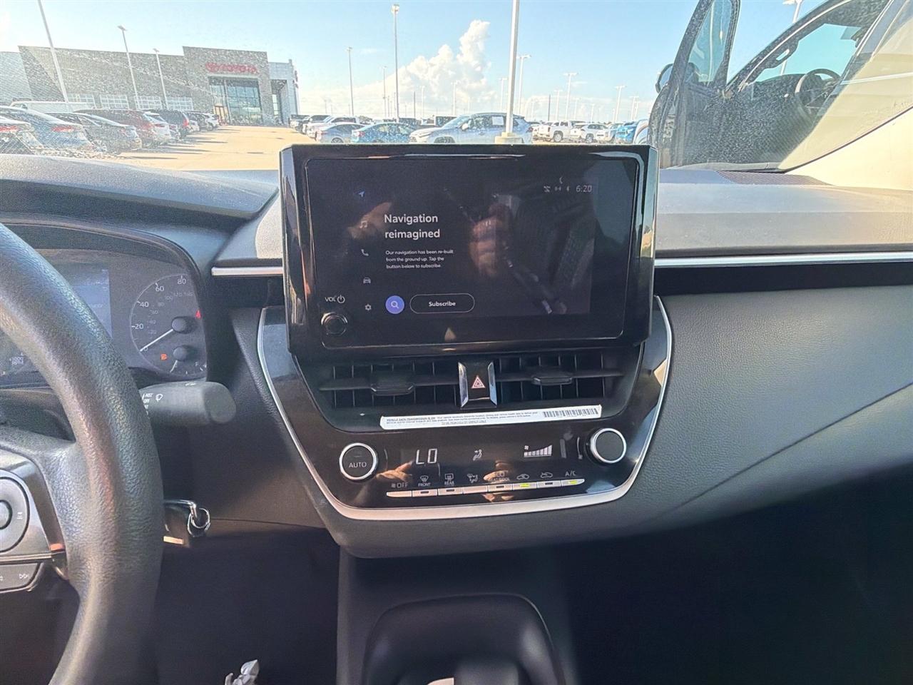 Toyota Corolla LE 2024