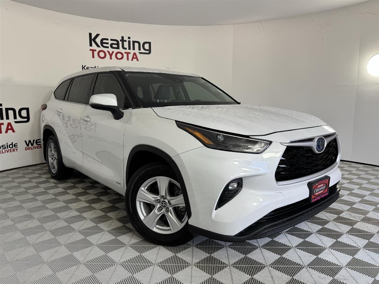 Toyota Highlander Hybrid LE AWD 2023