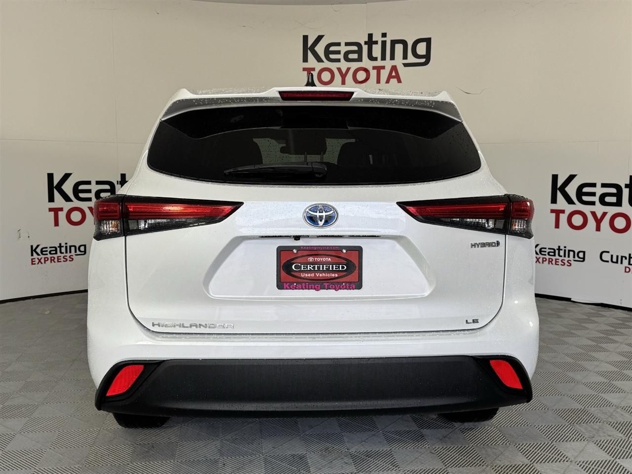 Toyota Highlander Hybrid LE AWD 2023
