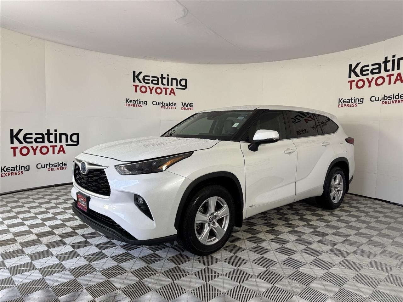 Toyota Highlander Hybrid LE AWD 2023