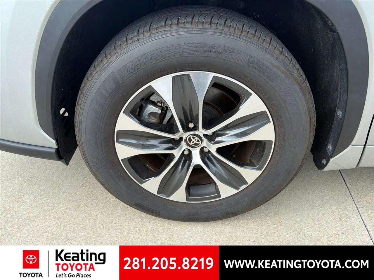 Toyota Highlander XLE 2025