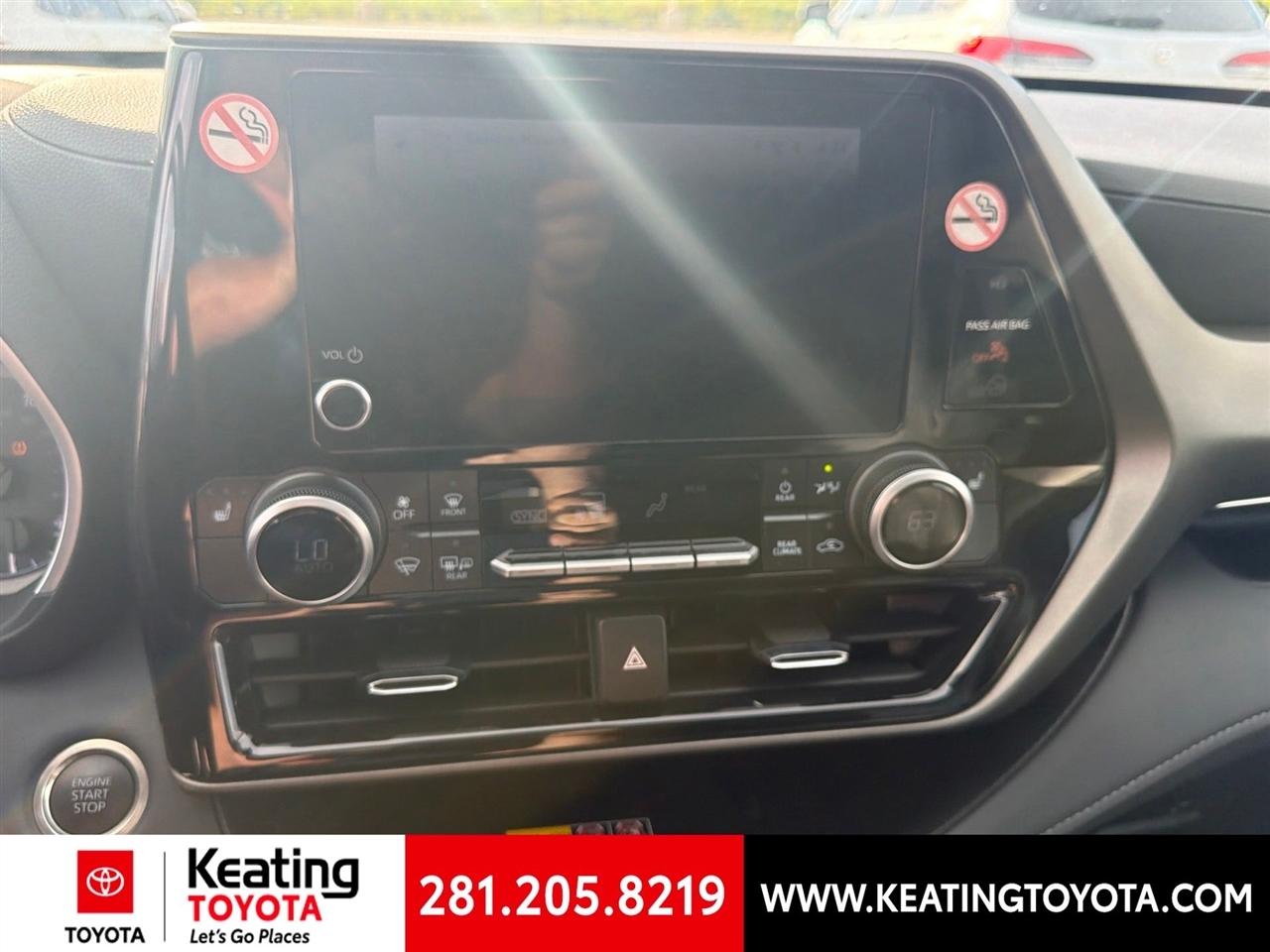 Toyota Highlander XLE 2025