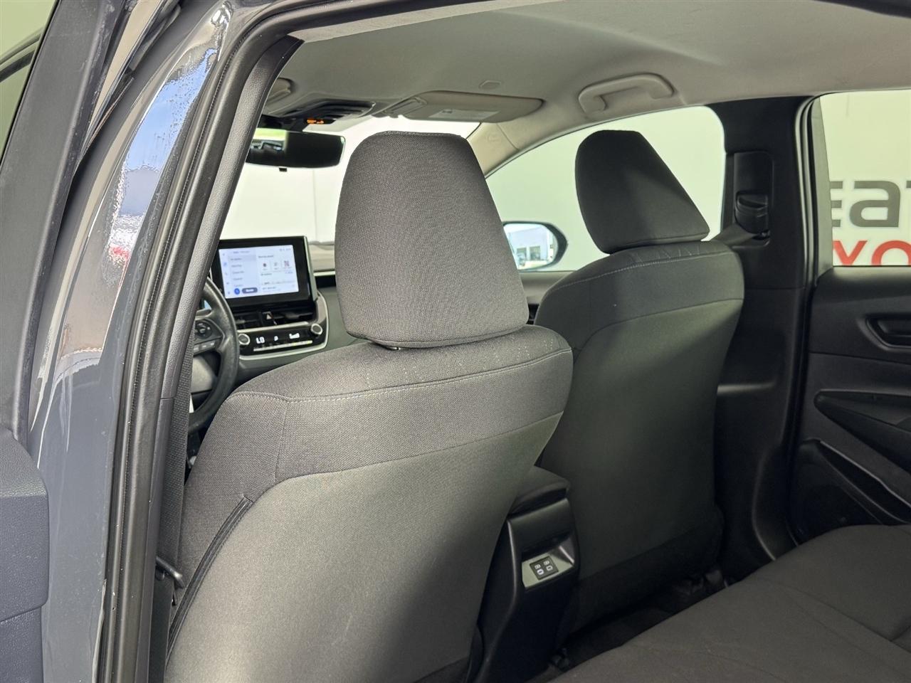 Toyota Corolla LE 2024