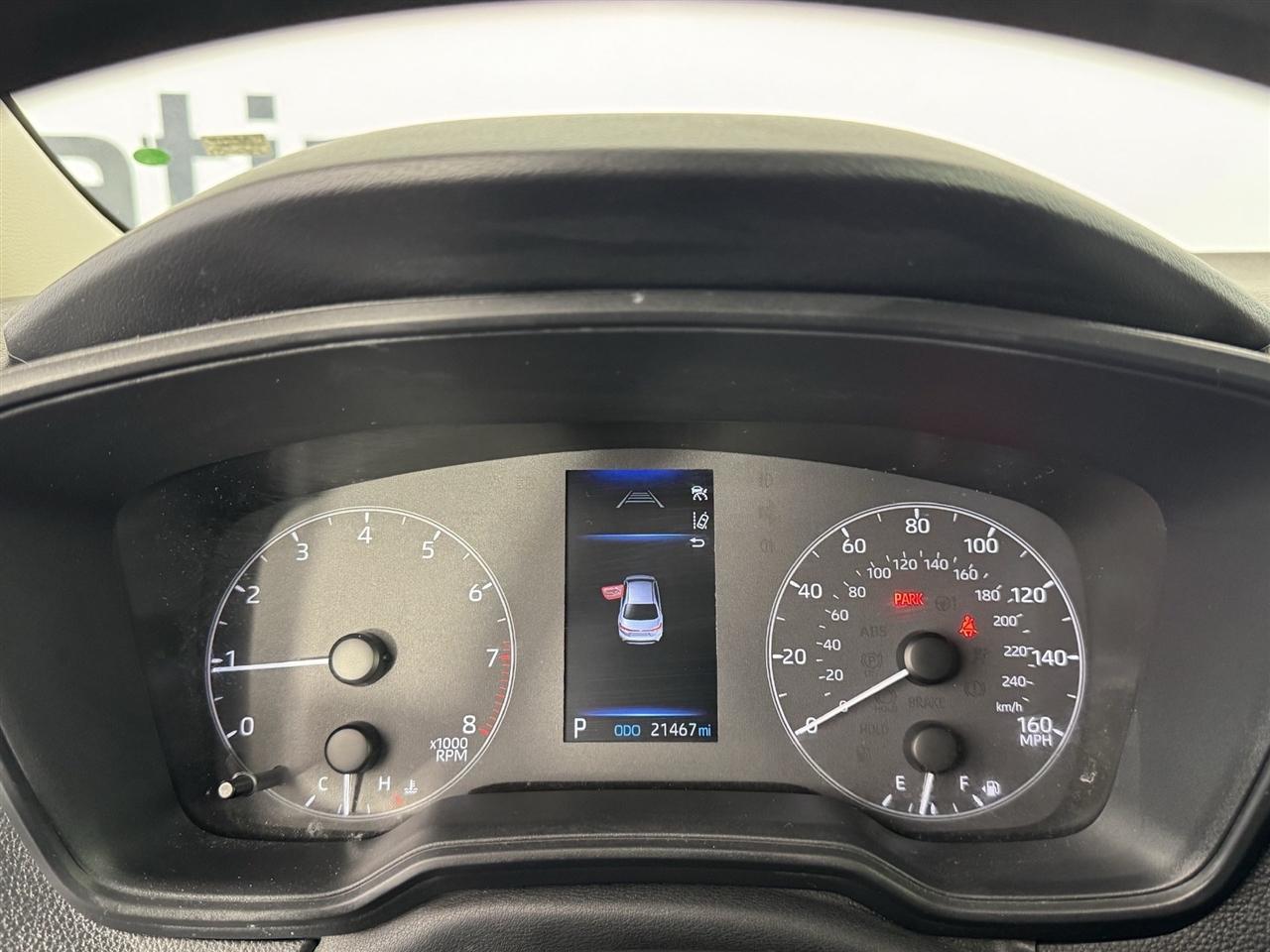 Toyota Corolla LE 2024