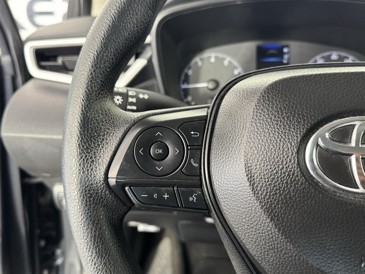Toyota Corolla LE 2024