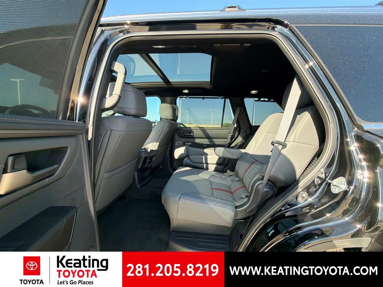 Toyota Sequoia TRD Pro 4WD 2026
