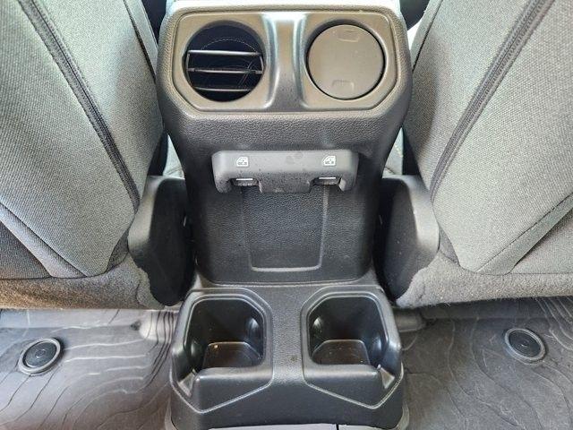 Jeep Wrangler Sport 2024