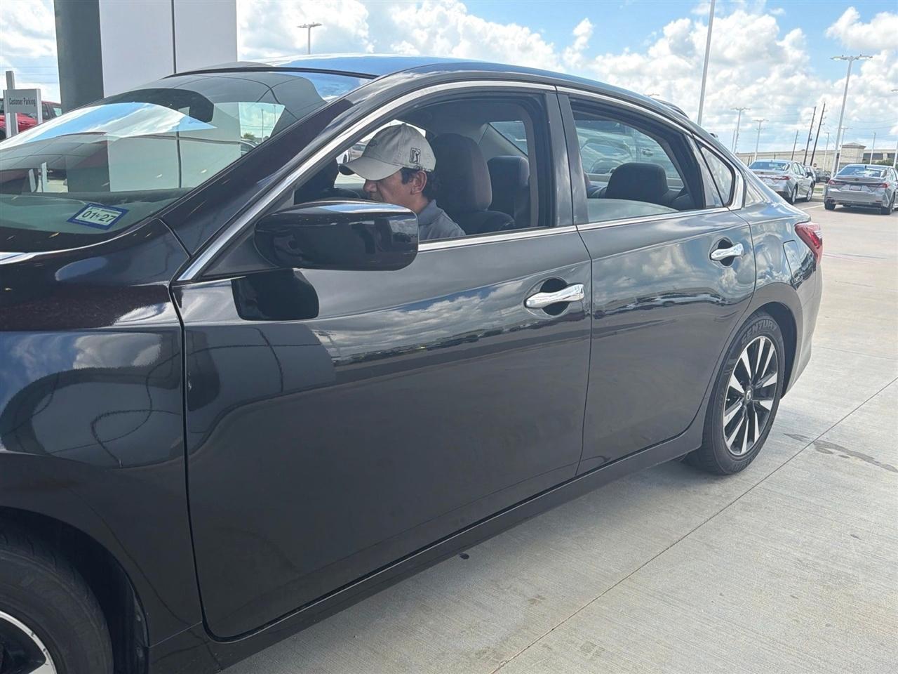 Nissan Altima 2.5 SV 2018