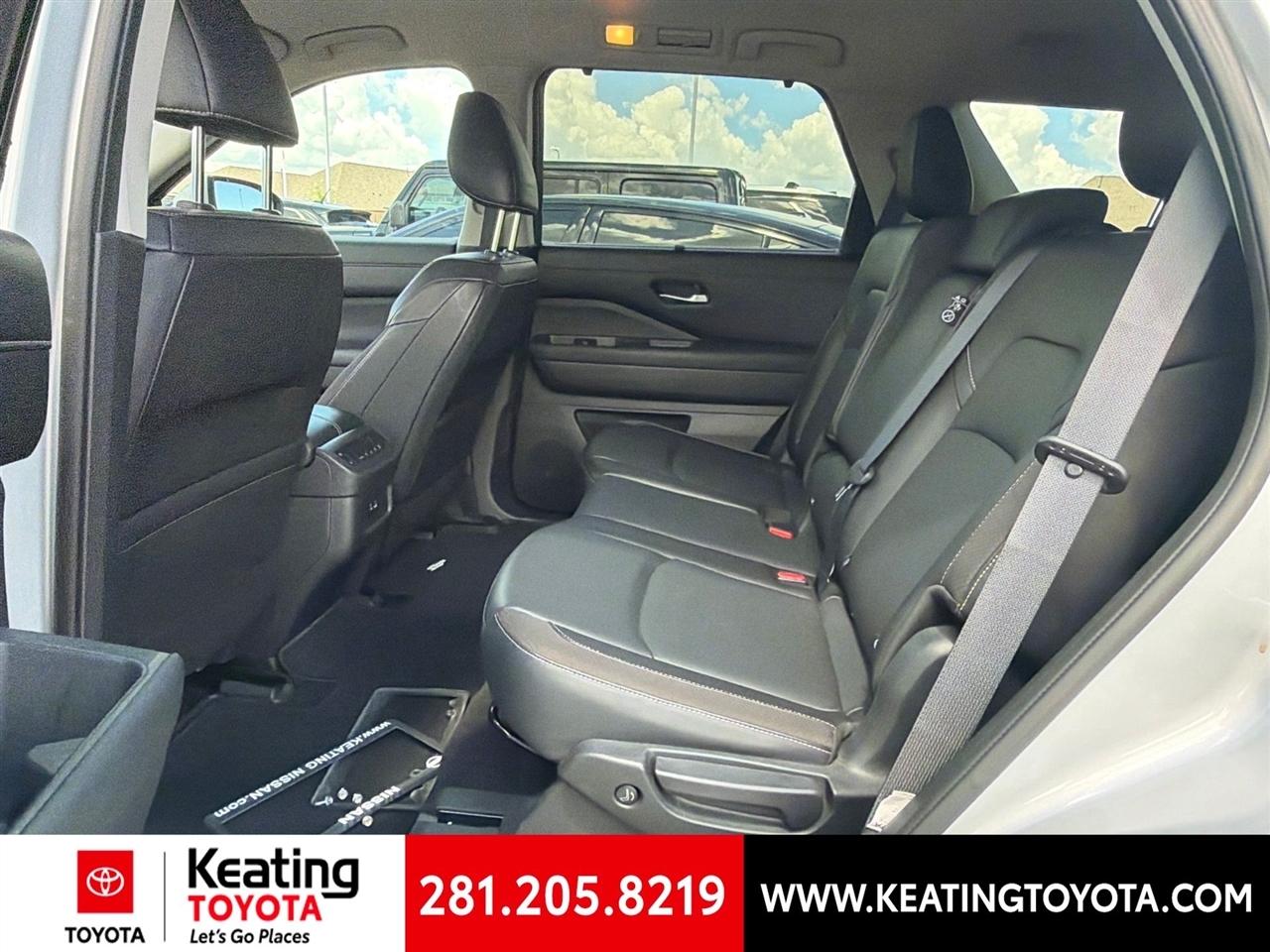 Nissan Pathfinder SL 4WD 2022