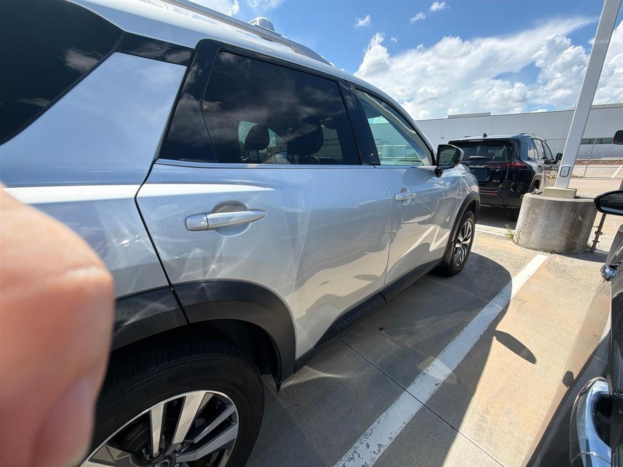 Nissan Pathfinder SL 4WD 2022