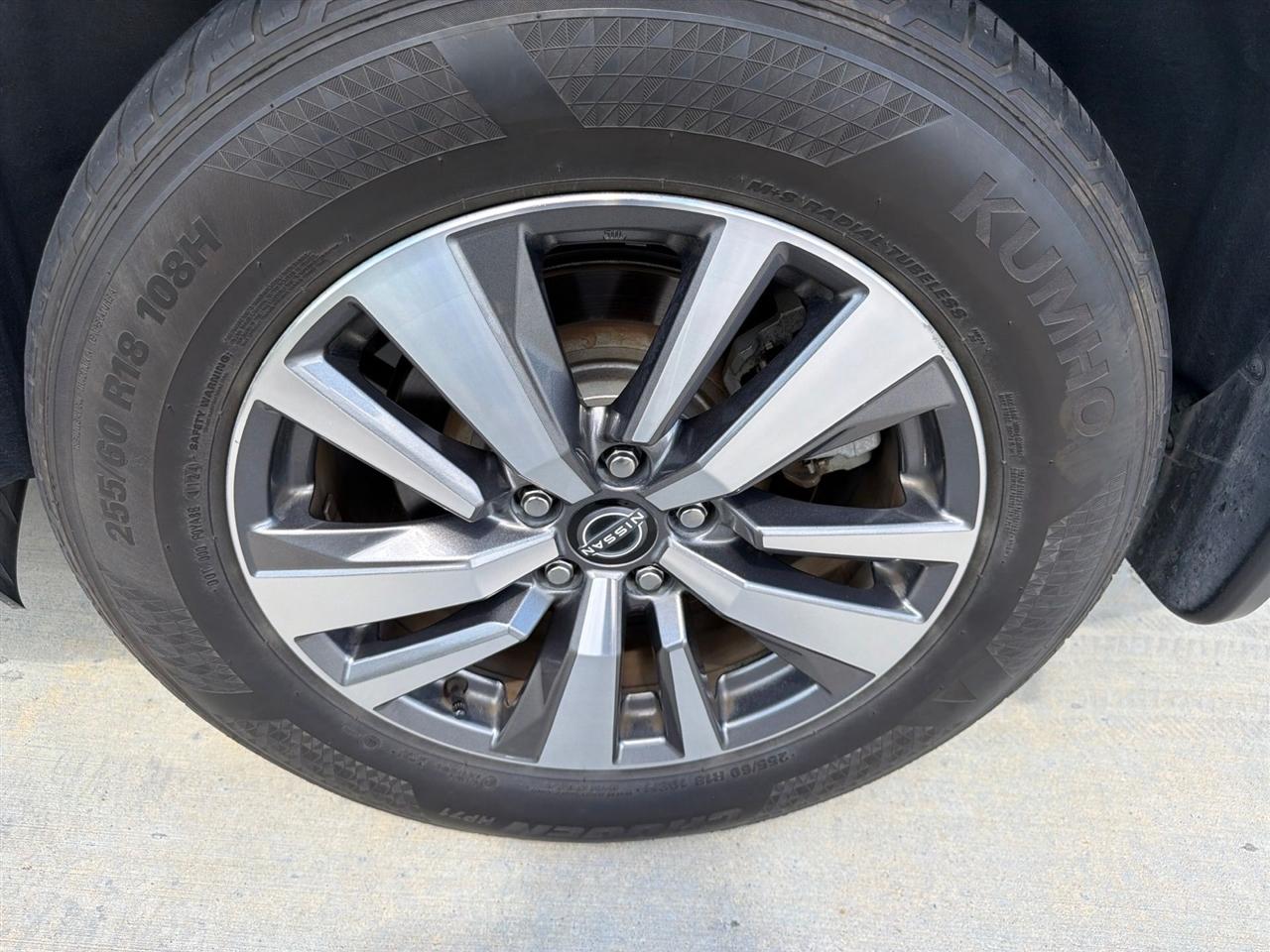 Nissan Pathfinder SL 4WD 2022