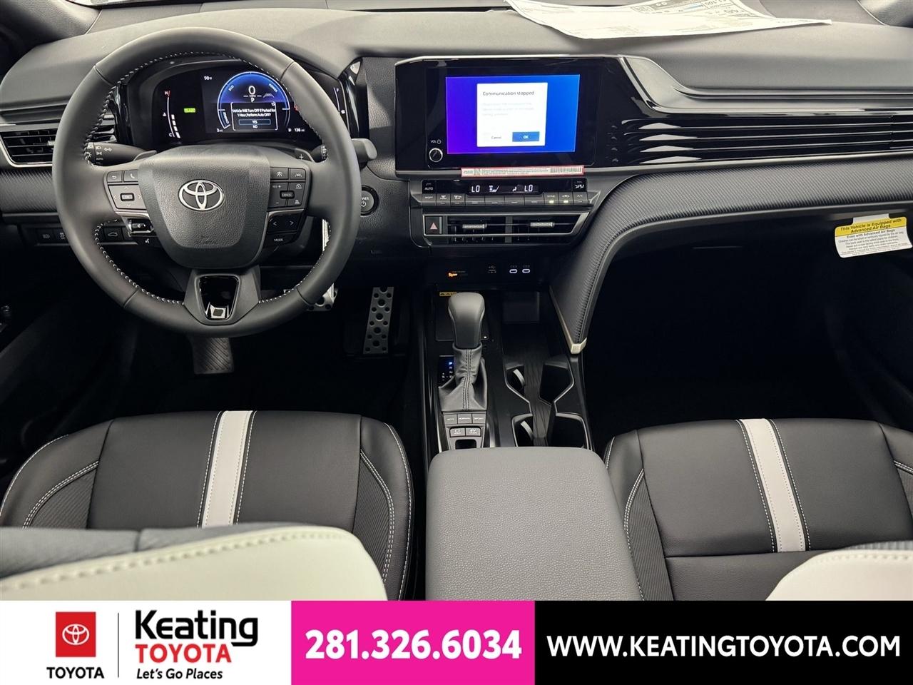 Toyota Camry Hybrid XLE 2026