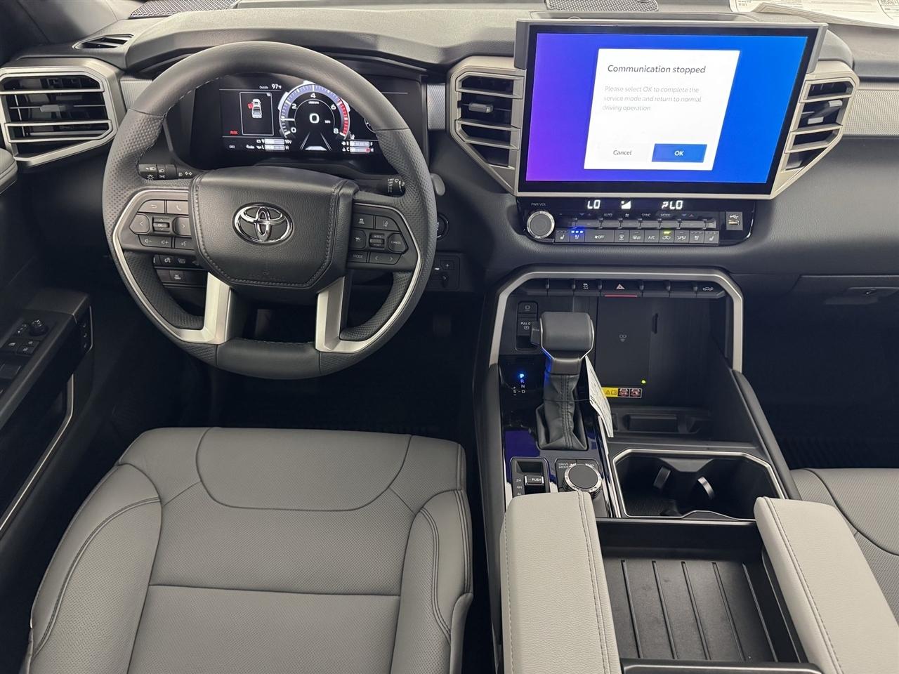 Toyota Tundra Limited CrewMax 4WD 2026