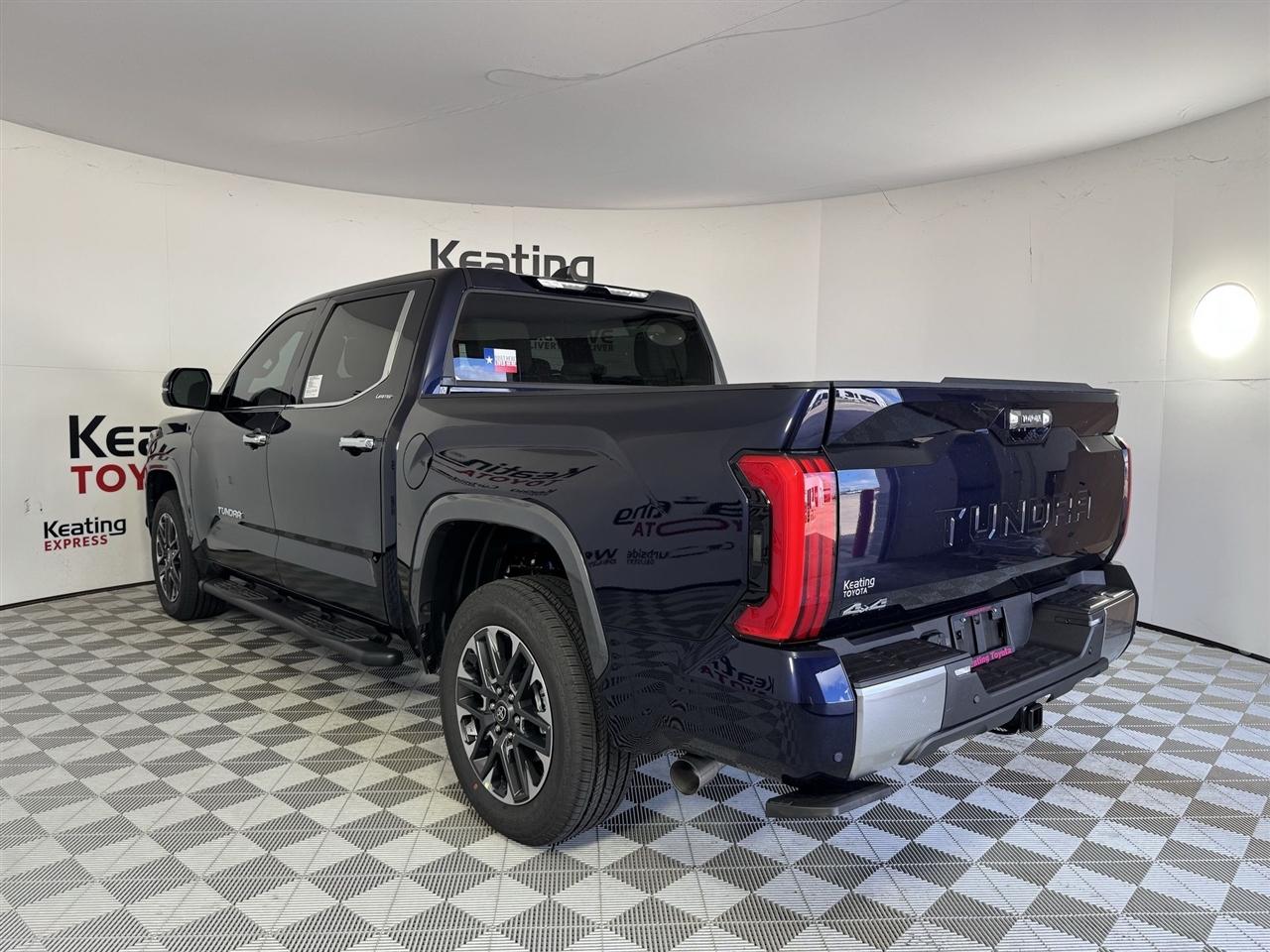 Toyota Tundra Limited CrewMax 4WD 2026