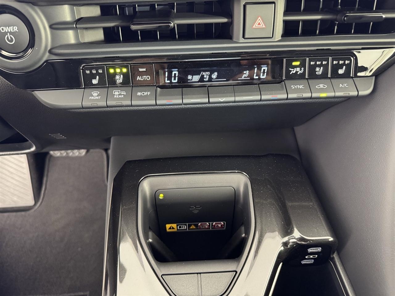Toyota Crown XLE 2026