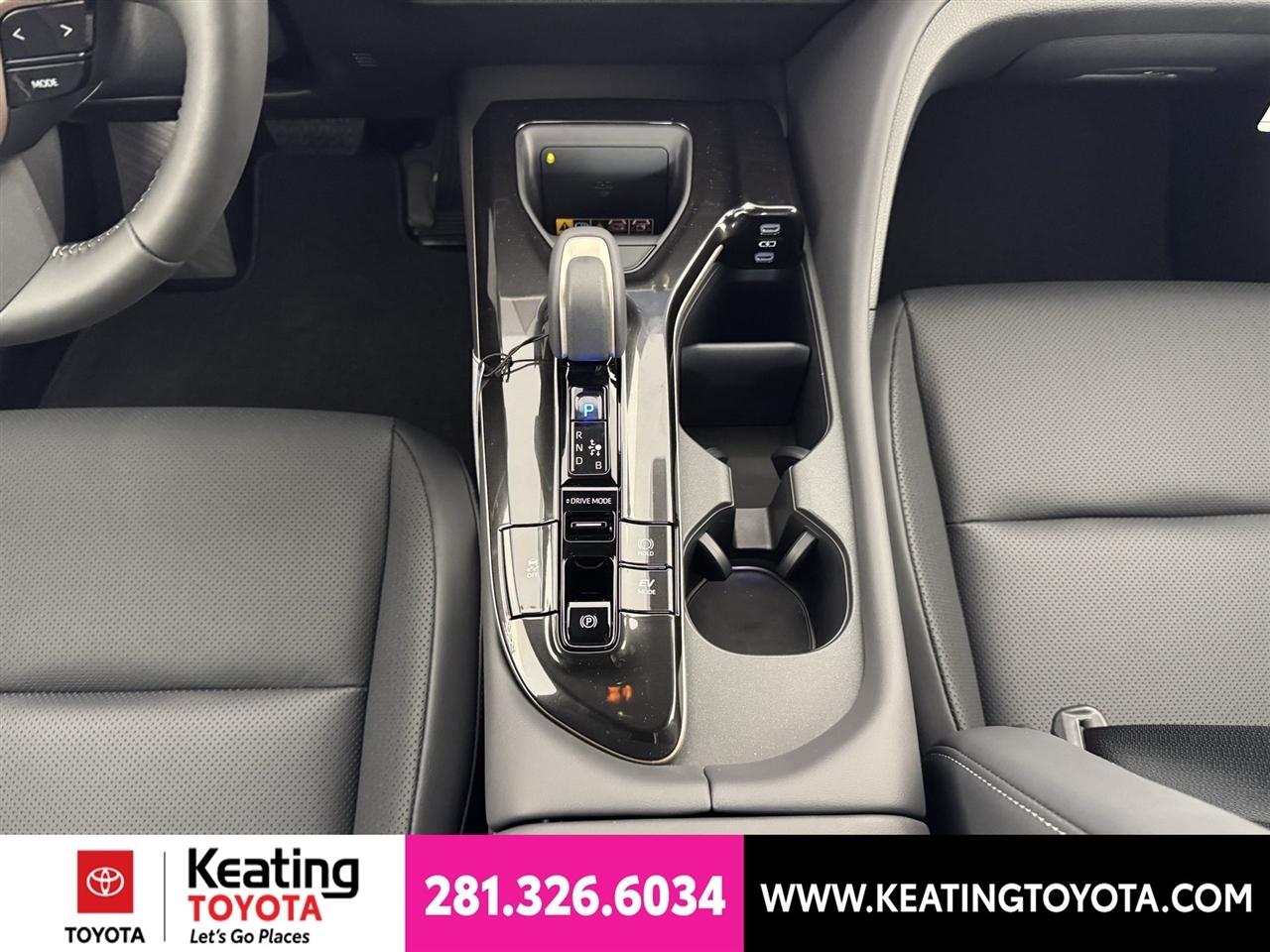 Toyota Crown XLE 2026
