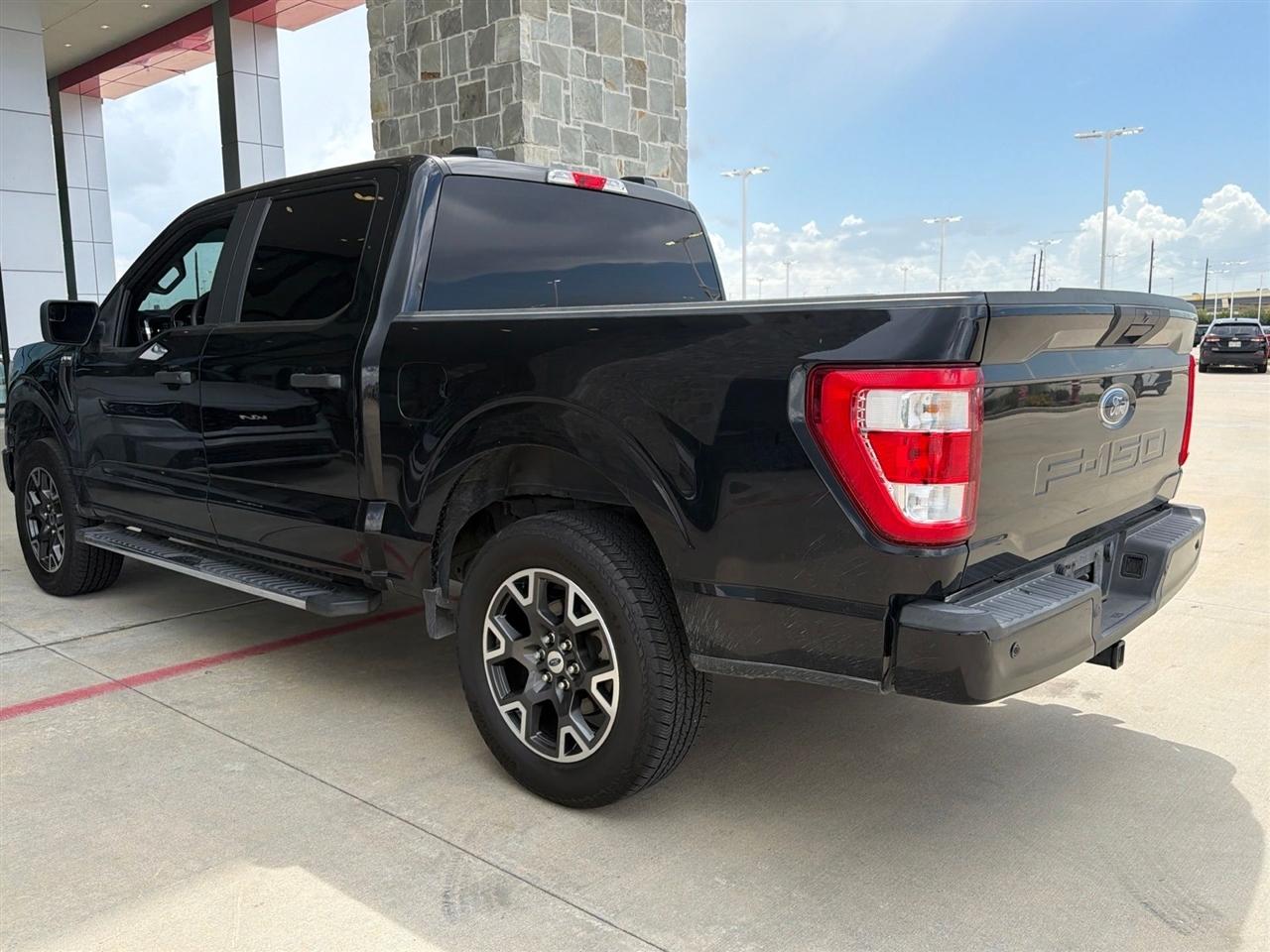 Ford F-150 XL SuperCrew 5.5-ft. Bed 2WD 2021