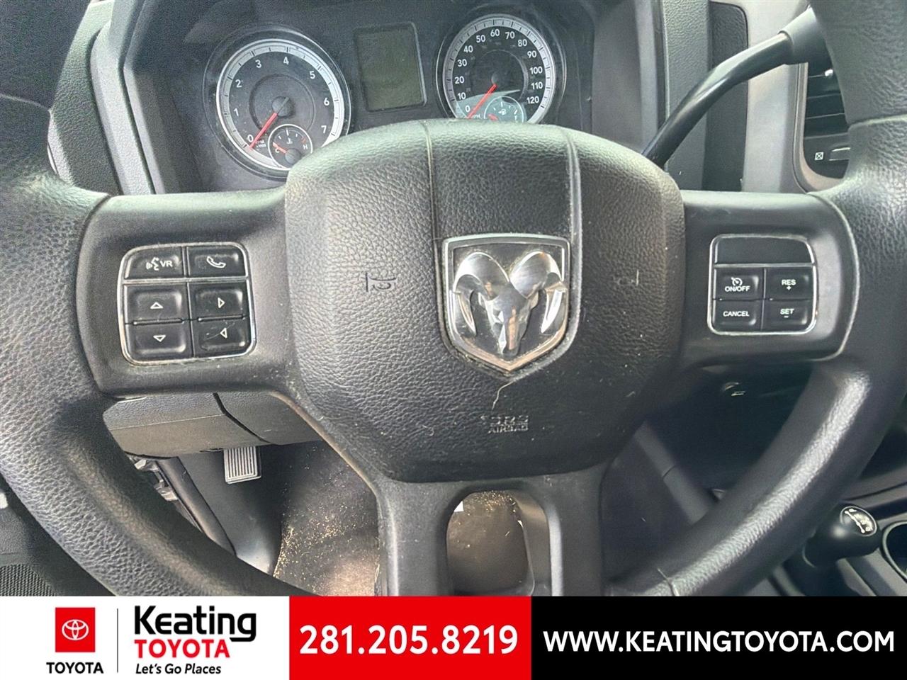 RAM 2500 Tradesman Crew Cab SWB 4WD 2015