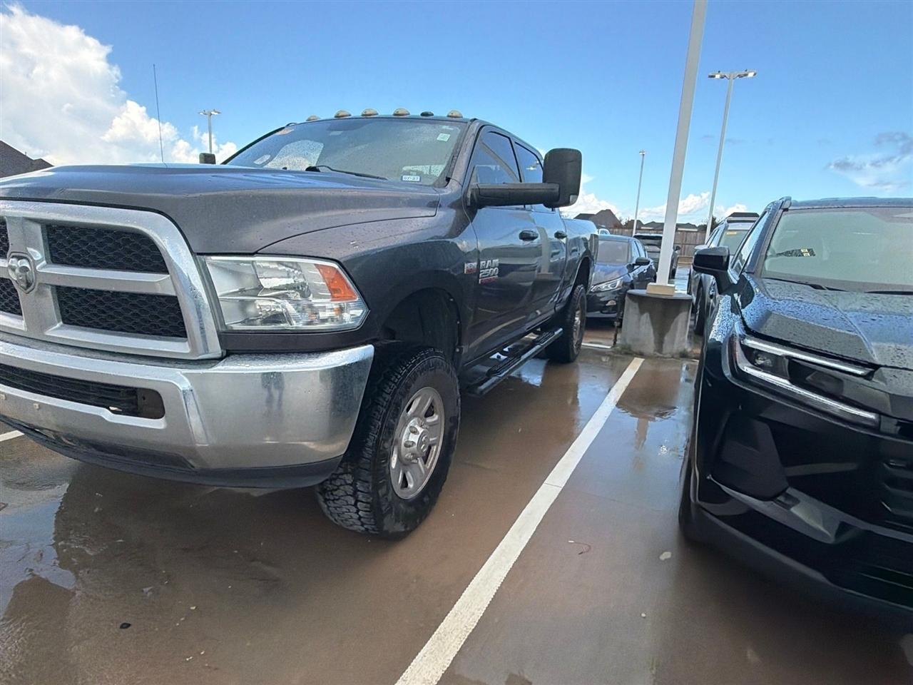RAM 2500 Tradesman Crew Cab SWB 4WD 2015