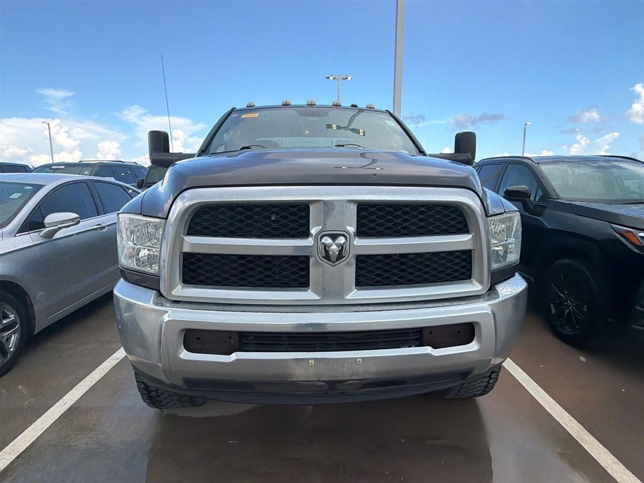 RAM 2500 Tradesman Crew Cab SWB 4WD 2015