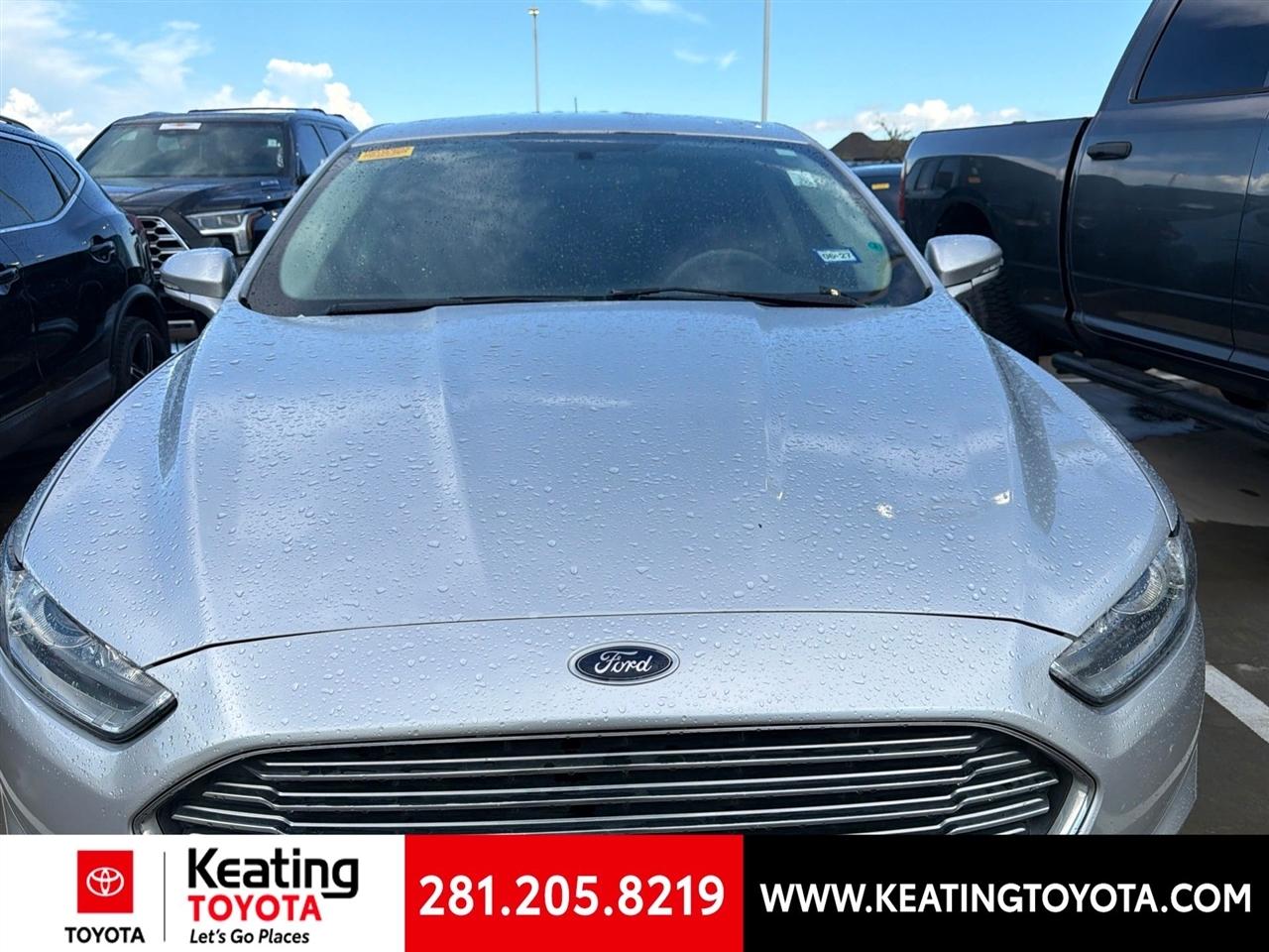 Ford Fusion SE 2016