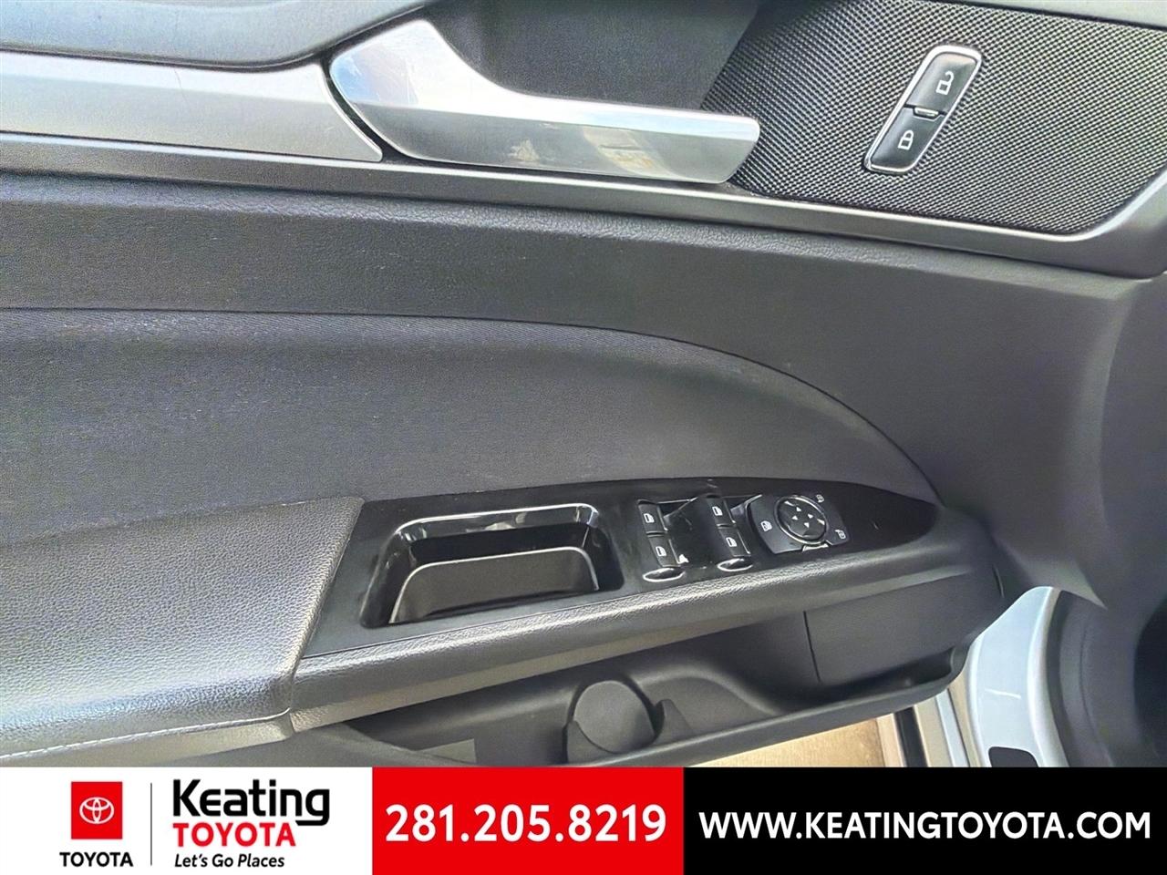 Ford Fusion SE 2016