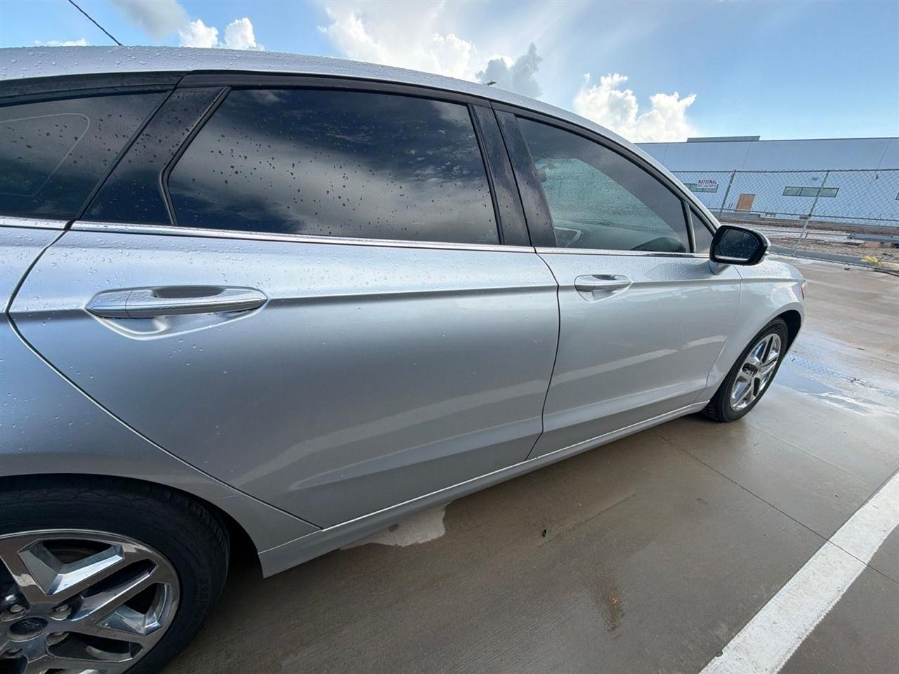 Ford Fusion SE 2016