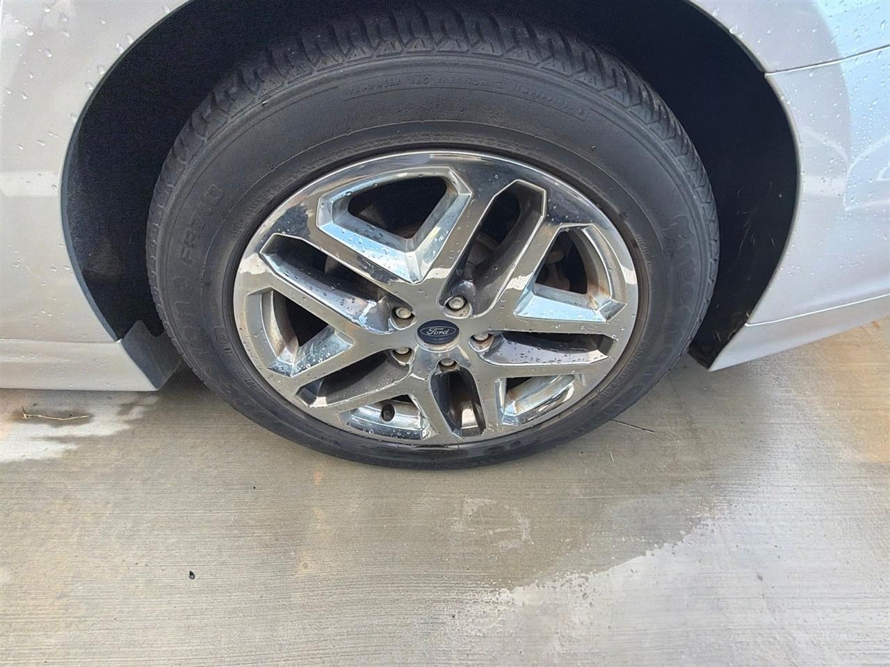 Ford Fusion SE 2016