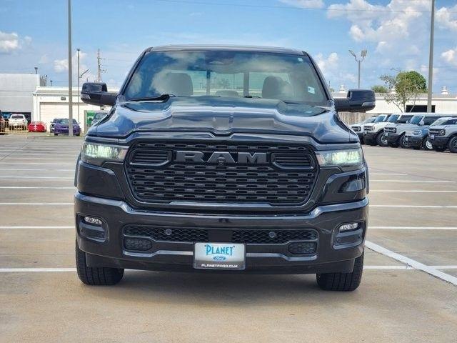 RAM 1500 Big Horn Crew Cab SWB 4WD 2025