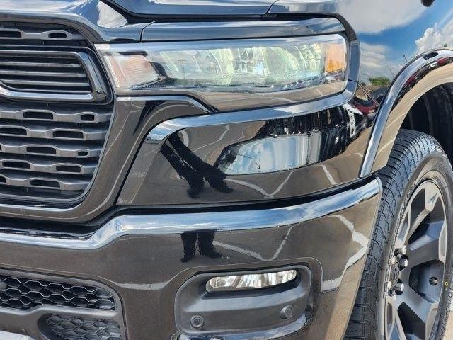 RAM 1500 Big Horn Crew Cab SWB 4WD 2025