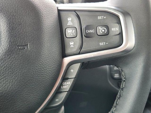 RAM 1500 Big Horn Crew Cab SWB 4WD 2025